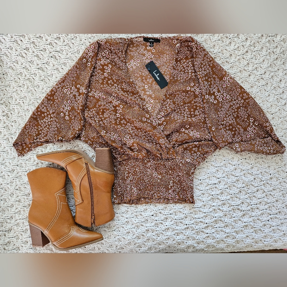 NWT Lulu's Floral Print Sheer Smocked Top